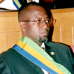 Richard Moulomba face aux Port-Gentillais le 2 avril prochain
