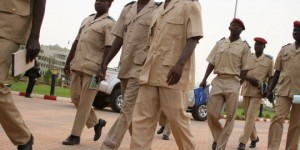 Burkina Faso : le président Compaoré dissout le gouvernement après une mutinerie