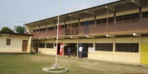 Législatives au Gabon : vote sans incident mais peu de participation