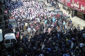 Manifestations massives en Syrie : huit morts