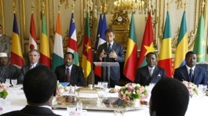 Nicolas Sarkozy déjeune à l'Elysée avec 13 chefs d'Etat africains (13 juillet 2010) - AFP