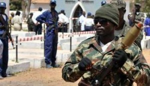 Guinée-Bissau : arrestations suite à une tentative de coup d’État, un militaire tué pendant les recherches