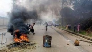 Affrontements entre étudiants et gendarmes: 18 blessés